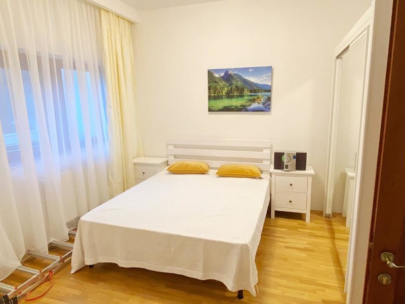 Eroii Revolutiei, 2 camere in Vila, la 6 min. pana la statia Metrou